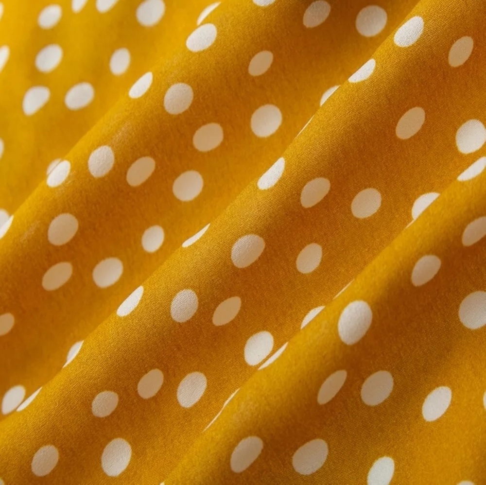 Polka dot ruffle wrap dress - Picture 5 of 6